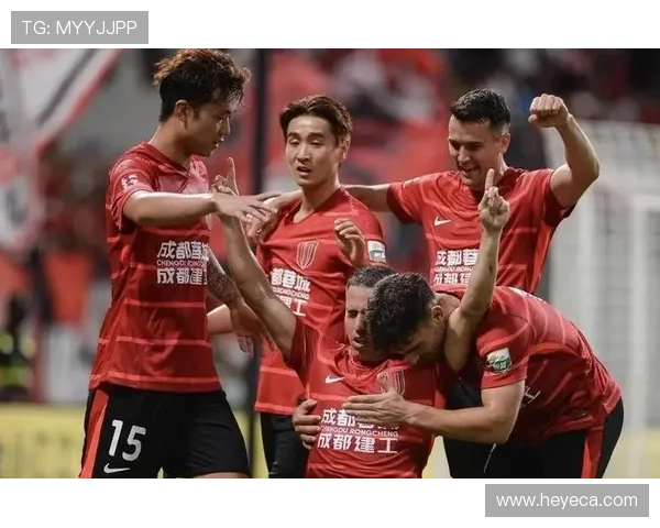 蓉城争冠梦碎球迷怒斥管理层引援无力引发热议