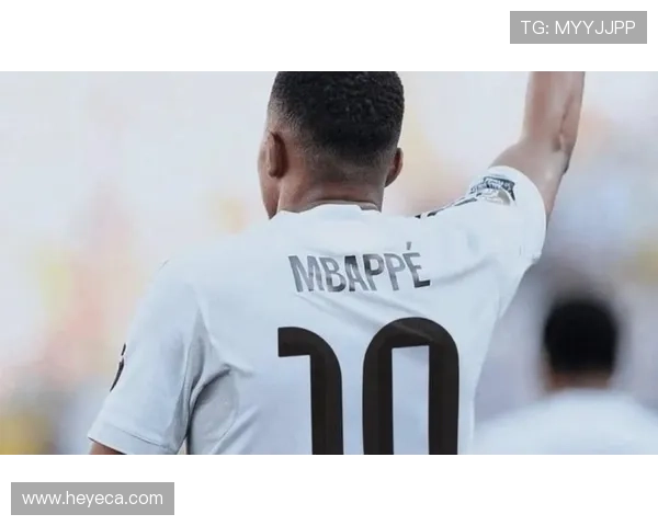 2025年全球俱乐部球衣销量排行榜揭晓皇马领先巴萨巴黎曼联位列第七